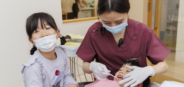 一宮市浅井町の子供専門の歯科医院です。